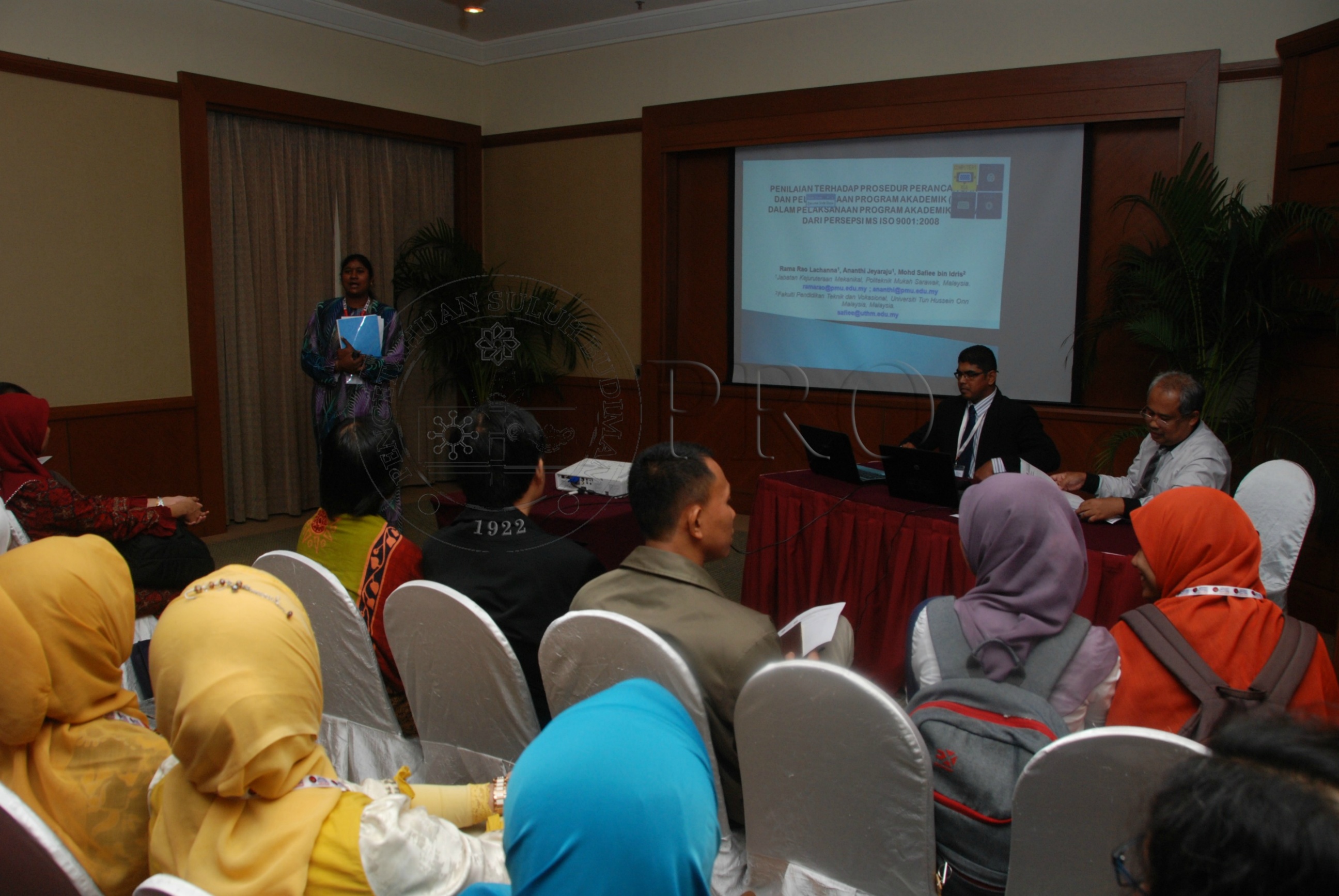 PRO 12 120 upi DSC 6003